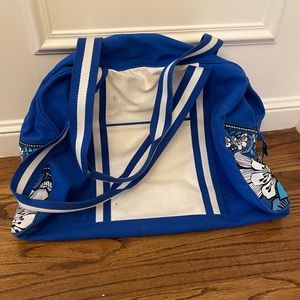 vera bradley duffel bag